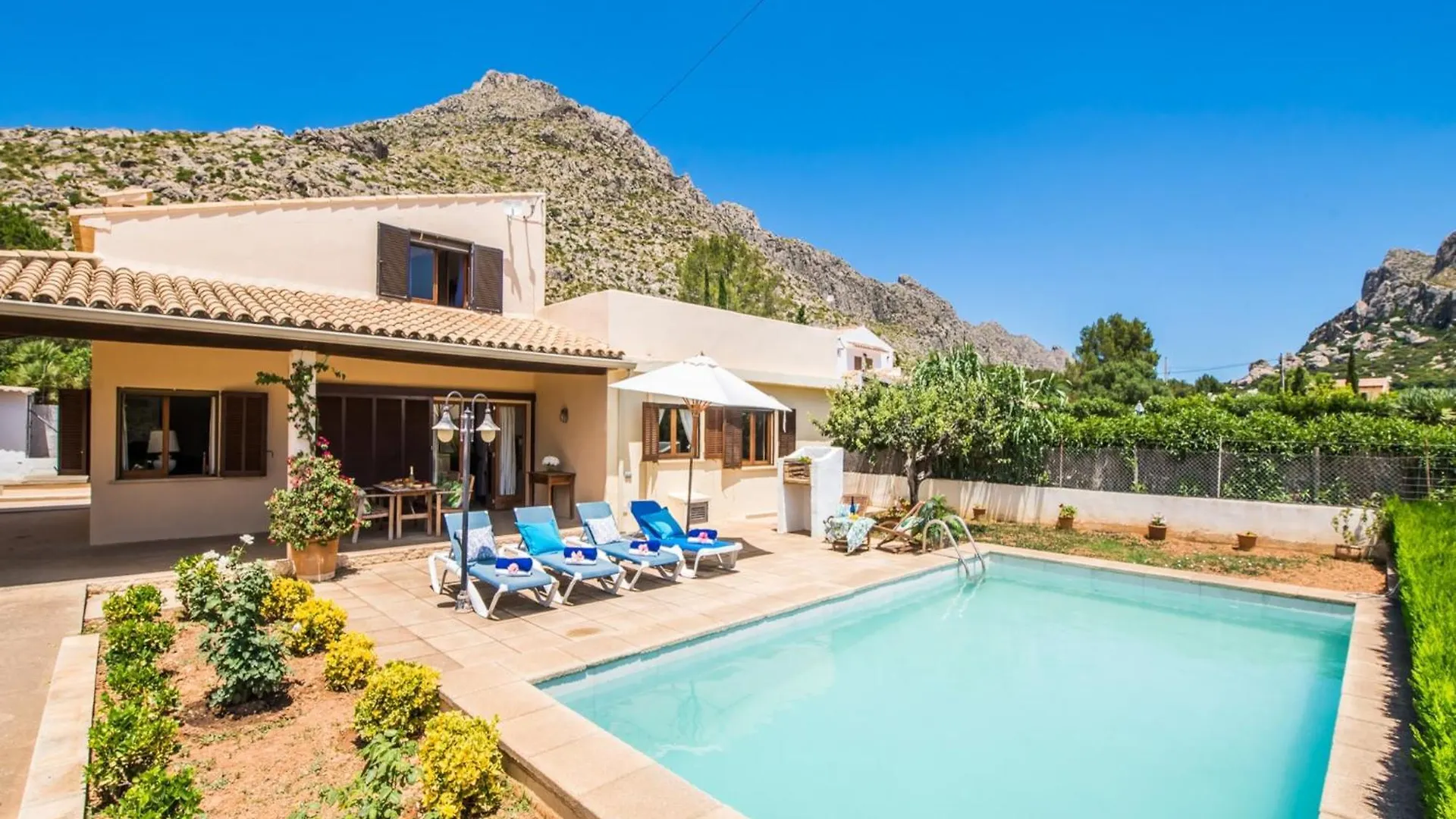 Holiday Home With Swimming Pool Port de Pollença